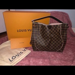 Louis Vuitton Caissa Hobo